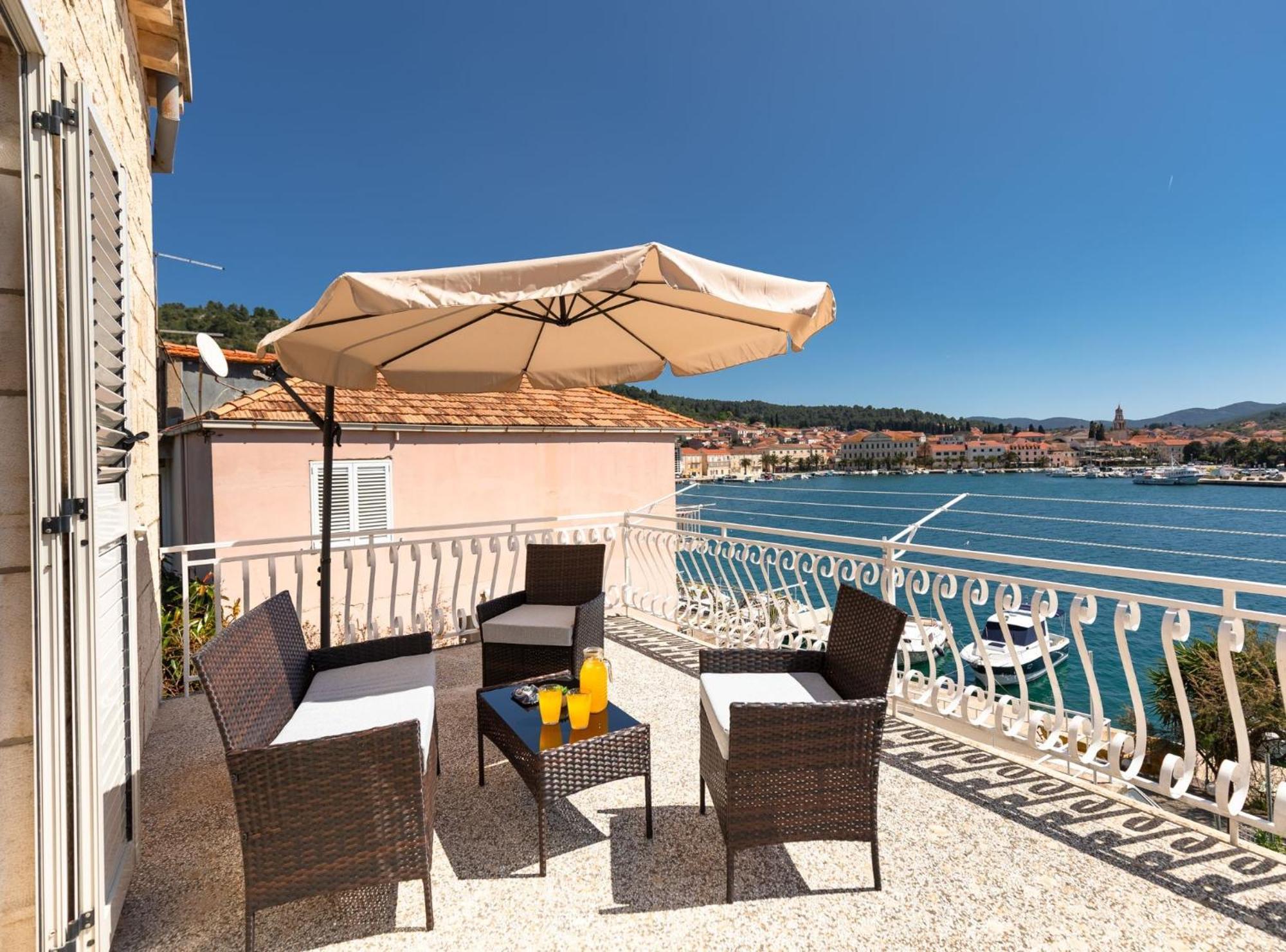 Seaside Apartment Franica Vela Luka Exterior photo