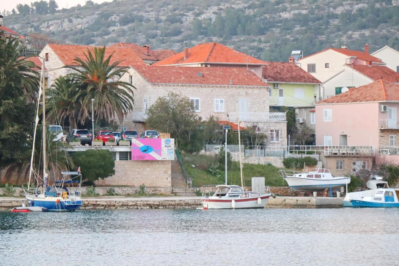 Seaside Apartment Franica Vela Luka Exterior photo